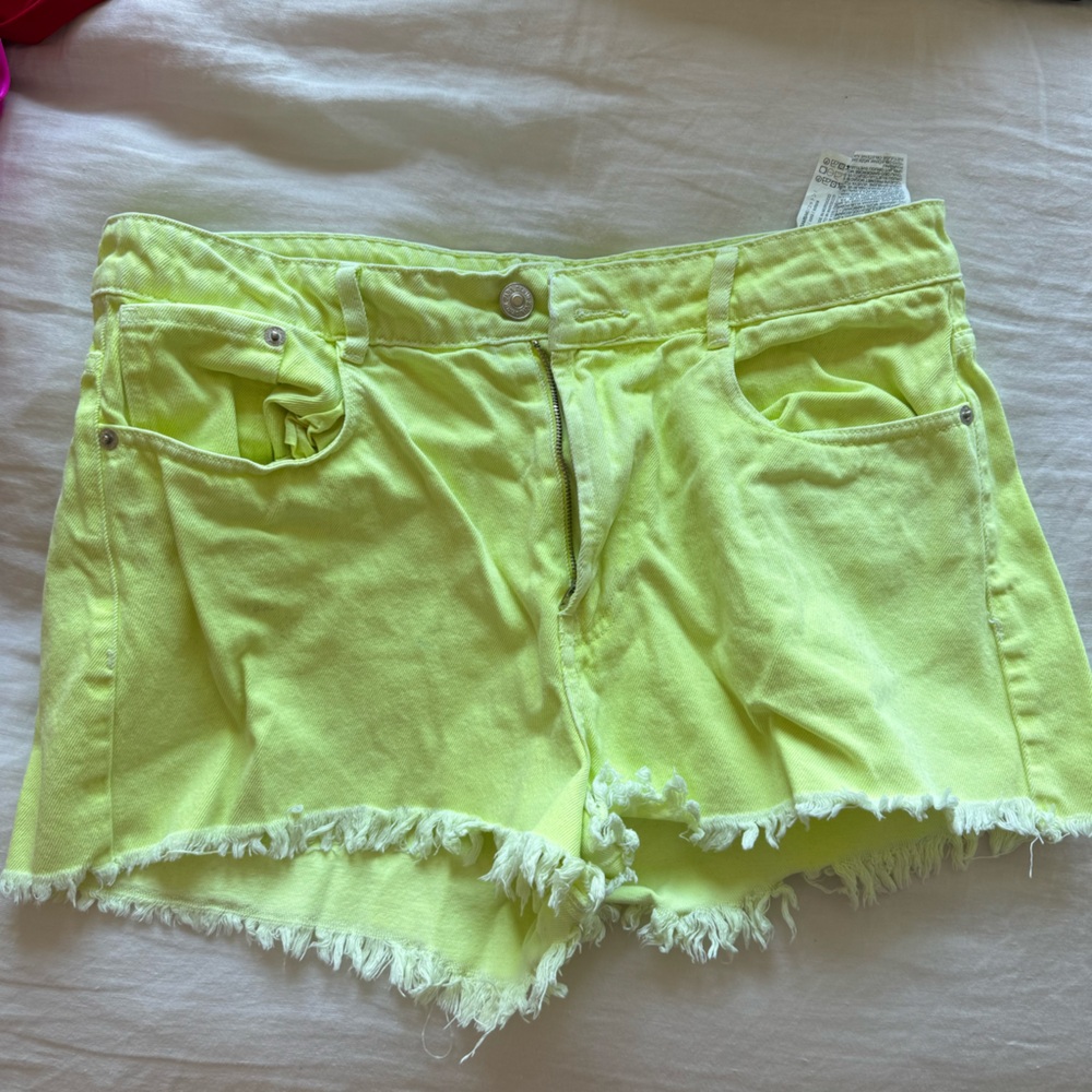 Bright yellow jean shorts! Worn once